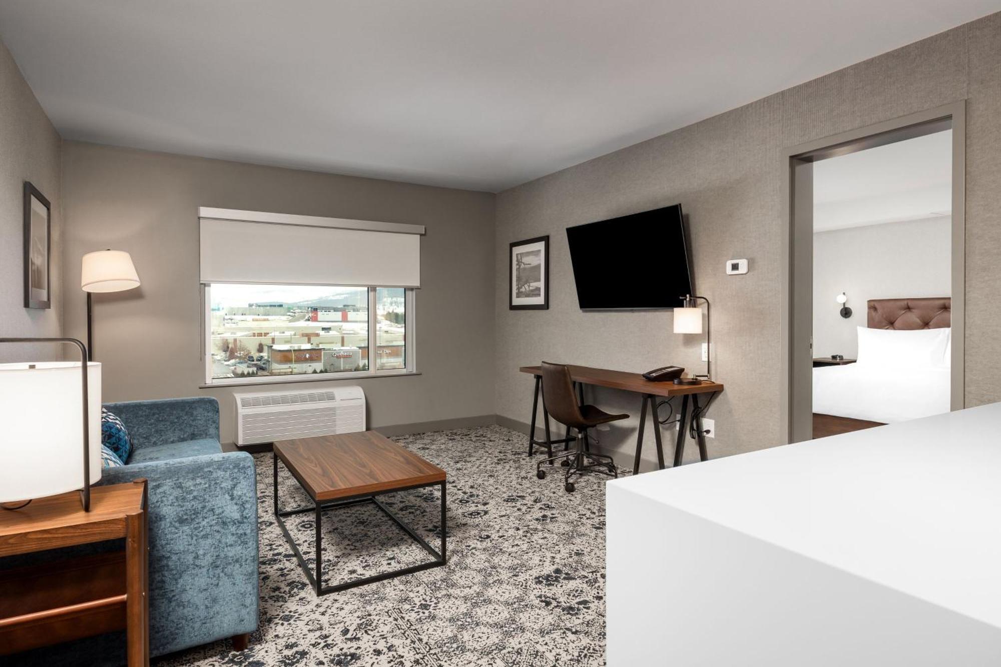 Four Points By Sheraton Kelowna Airport Bagian luar foto