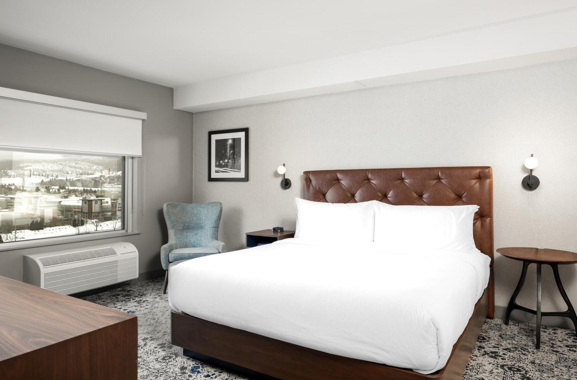 Four Points By Sheraton Kelowna Airport Bagian luar foto