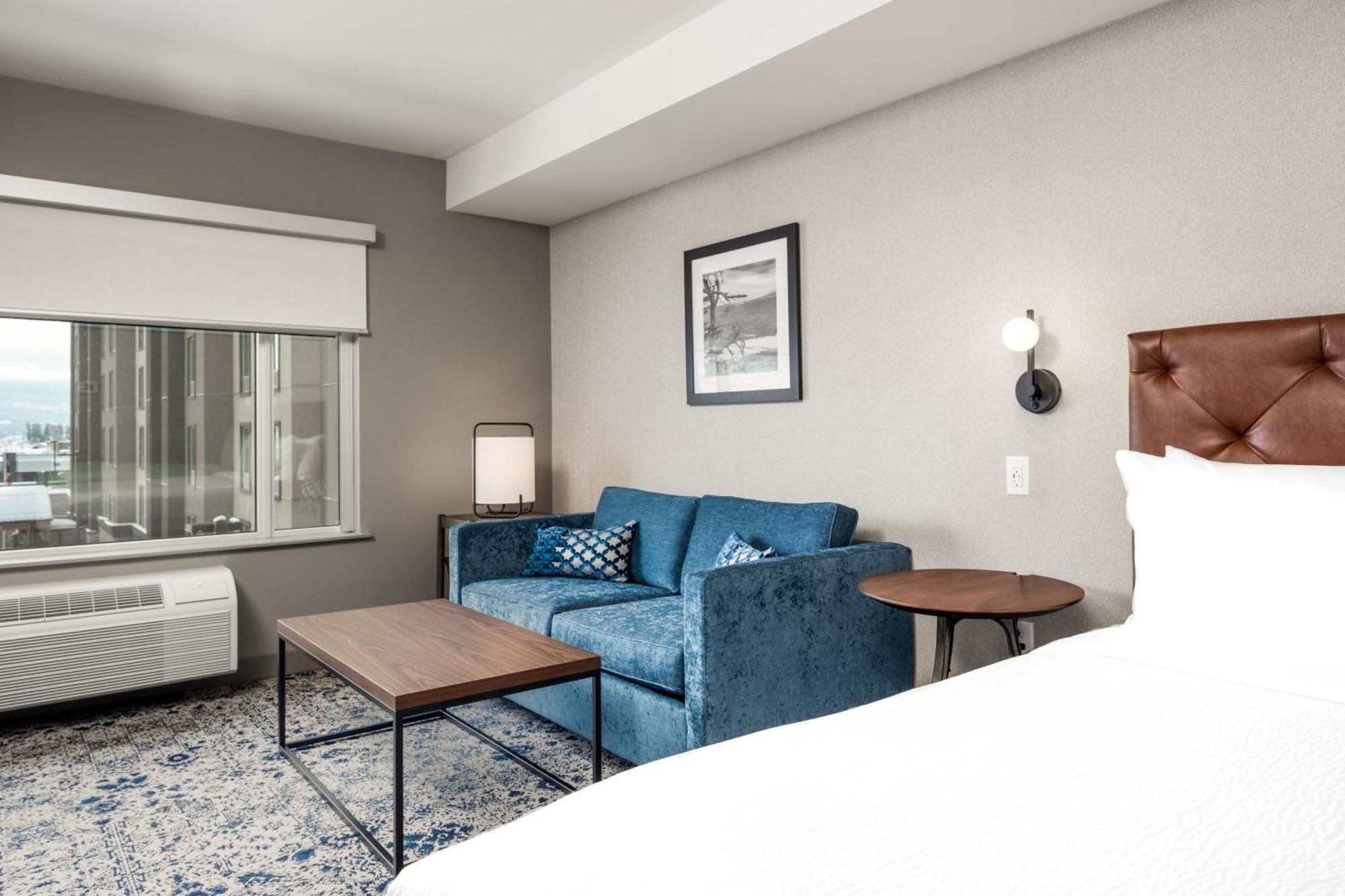Four Points By Sheraton Kelowna Airport Bagian luar foto