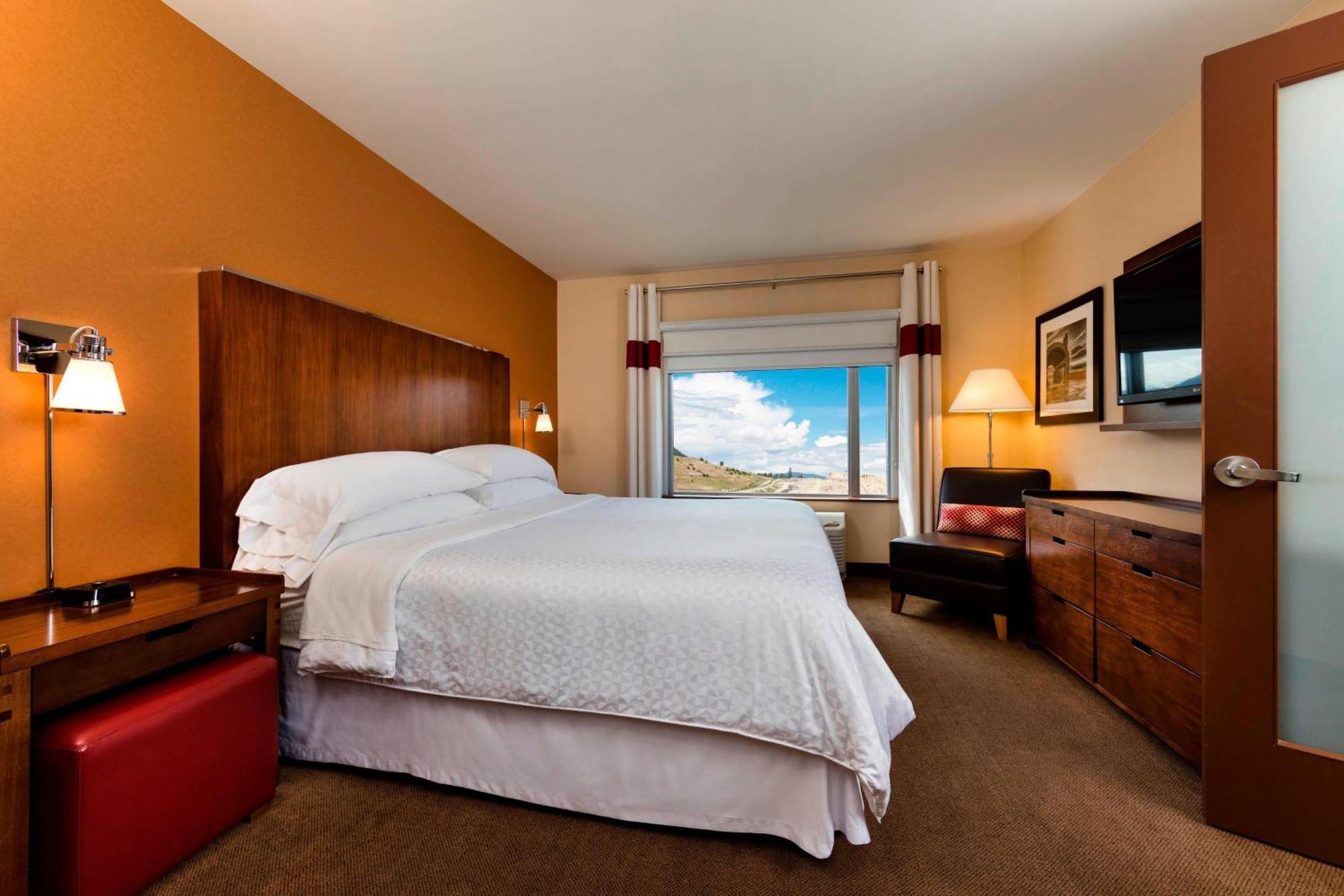 Four Points By Sheraton Kelowna Airport Bagian luar foto